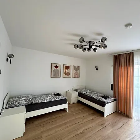 Für Urlaub Und Geschäftsreisen