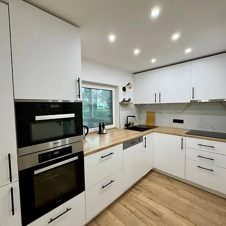 Apartment Fuer Urlaub Und Geschaeftsreisen