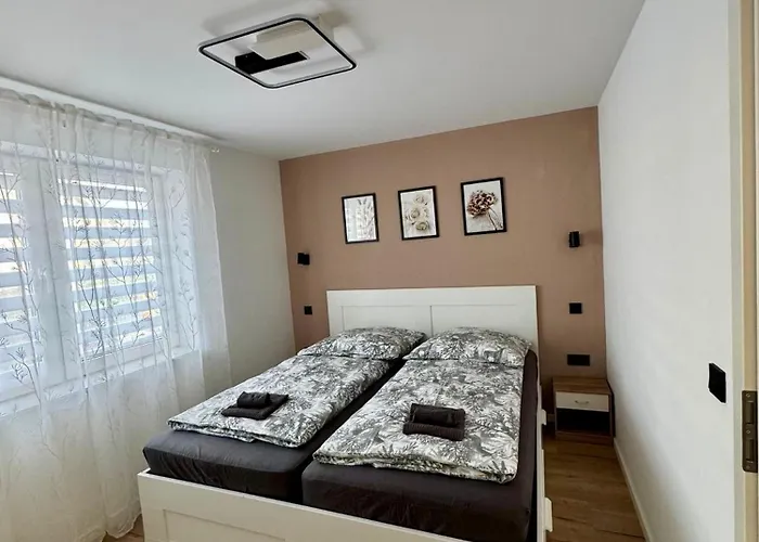 Für Urlaub Und Geschäftsreisen